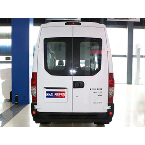 Camioneta <span class=keywords><strong>Iveco</strong></span> Daily <span class=keywords><strong>de</strong></span> <span class=keywords><strong>Segunda</strong></span> <span class=keywords><strong>Mano</strong></span>, Diésel 2.3L, Manual, con Dimensiones <span class=keywords><strong>de</strong></span> 5151*2011*2676 mm para una Capacidad <span class=keywords><strong>de</strong></span> Carga Máxima - Product Image 3