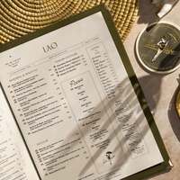 Porte-menu A4 personnalisé haut de gamme offrant la possibilité de personnaliser les couvertures de menu
