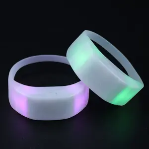 Gelang LED Remote Kontrol RFID Gelang LED Fungsi Grup Perlengkapan Pesta Konser