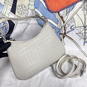 Customizable Fashion Portable Women's Shoulder Bag Genuine Leather Crocodile Underarm <b>Purse</b> <b>with</b> Top Zipper and Single Strap - Product Image 1