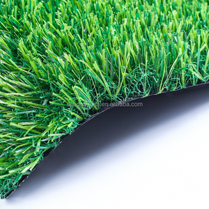 Snel te installeren, lichtgewicht maar duurzaam kunstgras met een lage koolstofafvoer, geschikt voor evenementenverhuur en tijdelijke landschapsaanleg. - Product Image 4