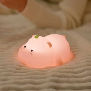 <span class=keywords><strong>Veilleuse</strong></span> en silicone rechargeable <span class=keywords><strong>Hippo</strong></span> mignon pour enfants LED personnalisée au toucher doux avec alimentation enfichable - Product Image 2
