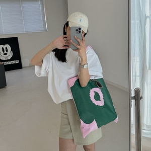 Bolso de Mano Grande con Diseño de Bloques de Color y Girasoles, Bolso Tote Ligero de Gran Capacidad con Correa de Hombro Reforzada - Product Image 5