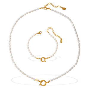 Ensemble collier et bracelet en perles d'eau douce avec fermoir en acier inoxydable pour femme, bijoux tendance - Product Image 5