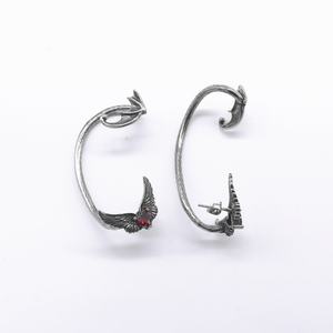 Pendientes de Oreja para Hombre y Mujer, Acero Inoxidable Hipoalergénico, Diseño de Ala de Dragón, Corazón con Gema Roja, Estilo Gótico Vintage, Joyería Oscura - Product Image 5