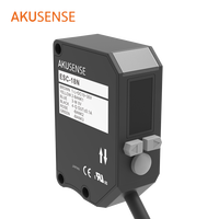 Sensor Fotoeléctrico AkuSense ESC-18P para Detección/Marcado de Color con Distancia de Detección de 182 mm y Protección IP67