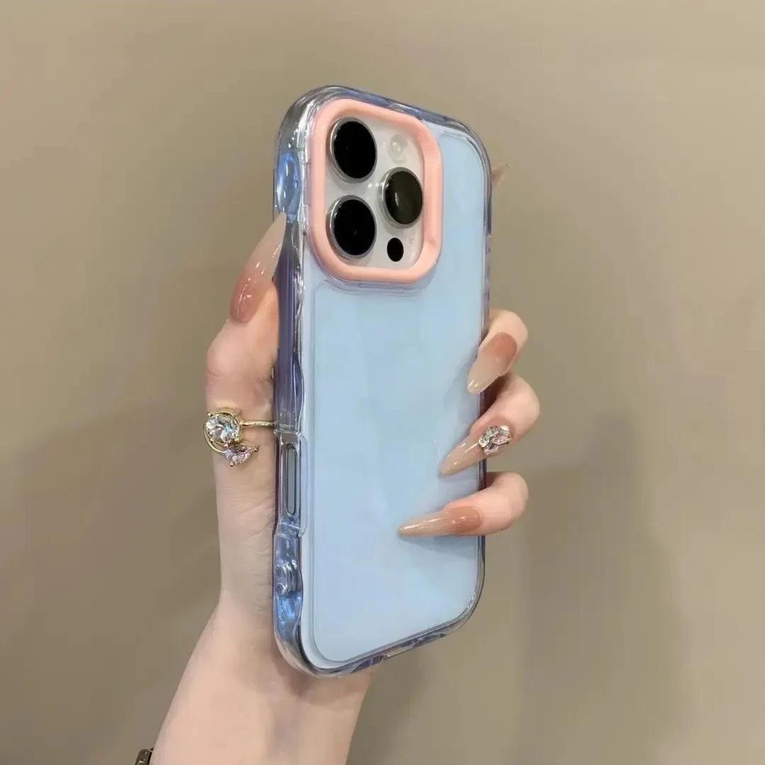 เปลือกสีน้ำเงินพร้อมกรอบสีชมพู