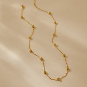 สร้อยคอกระดูกไหปลาร้าสแตนเลสสตีล18K สีทองปรับได้พร้อมแรงบันดาลใจในการออกแบบหัวใจแห่งรักและแฟชั่นที่หรูหราสำหรับผู้หญิง - Product Image 5
