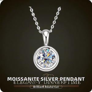 Collar con Colgante Clásico de Plata de Ley 925 con Baño de Rodio y Moissanita de 1 Quilate para Mujer - Precioso Regalo de Joyería para Boda - Product Image 2