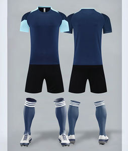 Maglie da Calcio Personalizzate all'Ingrosso, Divisa da Calcio per Uomo, 100% Poliestere, Qualità Thai, Asciugatura Rapida, Logo OEM, Nome della Squadra - Product Image 2