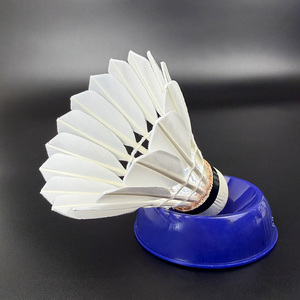 Volant de badminton SNOWPEAK SP-02 en plumes d'oie de première qualité, durabilité de vol A++, liège naturel intégral, faible MOQ, personnalisable - Product Image 3