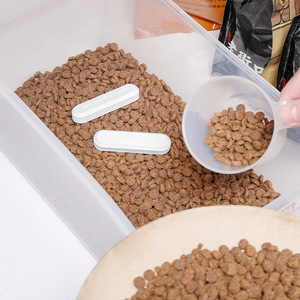 แผ่นดูดความชื้นดินไดอะตอมเมียส 4 ชิ้นต่อการ์ด สำหรับอาหาร ตู้เย็น ดูดซับความชื้นแบบใช้แล้วทิ้ง สำหรับอาหารสัตว์เลี้ยง - Product Image 3