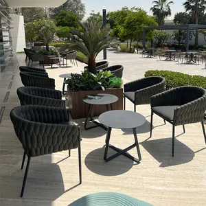 까만 알루미늄 옥외 가구 밧줄 호텔 안뜰 가구 옥외 라운지용 의자 및 옆 테이블