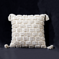 Housse de coussin décorative en coton tissé 3D à rayures carrées de style bohème Innermor pour la maison, l'hôtel, l'hôpital