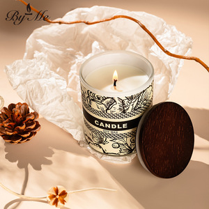 Bougies parfumées de luxe en cire de soja, faites à la main, avec couvercle en bois, livraison rapide, logo personnalisé, idéales pour les occasions de remise de diplôme – Meilleures ventes - Product Image 4