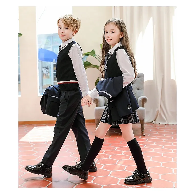 Encuentre el mejor fabricante de uniformes en usa y uniformes escolares en usa para el mercado hablantes de spanish en