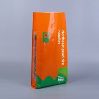 Sacs d'emballage alimentaire pour riz imprimés sur mesure, sacs à nouilles en plastique refermables à motif serpentin, sacs tissés composites laminés épaissis