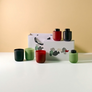 Set Aromaterapia Personalizzato Eco-Friendly: <span class=keywords><strong>Candele</strong></span> Profumate in Cera di Soia in Vasetti di Vetro Colorati e <span class=keywords><strong>Diffusore</strong></span> a Bastoncini <span class=keywords><strong>per</strong></span> Compleanni, Halloween, Diwali - Product Image 3
