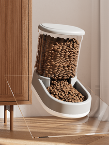 <span class=keywords><strong>Fish</strong></span> Princess Mangeoire automatique durable à deux bols pour animaux de compagnie avec distributeur d'eau par gravité Conception de bouteille en plastique facile à nettoyer - Product Image 3