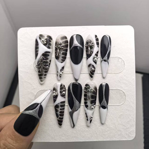 Faux ongles longs et pointus à presser, très populaires en Europe et en Amérique, produits de beauté, styles personnalisés disponibles - Product Image 1