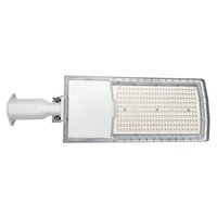 Éclairage public professionnel KC BIS PSE LED extérieur industriel 100-277V, couleur gris aluminium, 5700K, cellule photoélectrique, 100W
