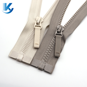 Résine Vislon Plastics Zipper #5 Moulé Dent Rool Zippered NO.5 Zipper Pouch Hard Plastic Stop for Plastic Zipper - Product Image 6