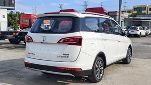 Baojun 730 d'occasion <span class=keywords><strong>2019</strong></span>, LHD, monospace compact essence 7 places, prêt à l'emploi, faible kilométrage, stock disponible pour l'exportation mondiale - Product Image 6