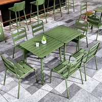 Ensemble table et chaises de café en bambou moderne, mobilier d'extérieur commercial, idéal pour les salons de thé, terrasses et bars.