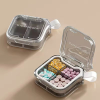 MEMOSAN BS1361J Boîte de rangement portable en silicone et plastique pour pilules, 7 jours, pour les voyages, les compléments vitaminiques et les médicaments