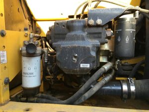 Secondhand Komatsu PC240-7 <b>Excavator</b> Original Japan Komatsu PC220 <b>Excavator</b> in Good Condition - Product Image 4