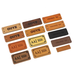 Étiquettes en cuir PU personnalisées avec logo, patchs en cuir avec logo, étiquettes en cuir gaufrées pour vêtements, matériau en cuir PU - Product Image 2