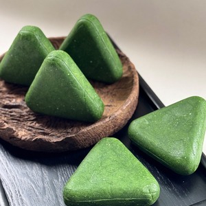 สบู่<span class=keywords><strong>แชมพู</strong></span>ออร์แก<span class=keywords><strong>น</strong></span>ิคคุณภาพสูงจา<span class=keywords><strong>ก</strong></span>หญ้าแพลตติคลา<span class=keywords><strong>ด</strong></span>ัสอุสมาน ช่วยควบคุมความมั<span class=keywords><strong>น</strong></span> ขจัดรังแค ป้อง<span class=keywords><strong>ก</strong></span>ันผมร่วง - Product Image 6