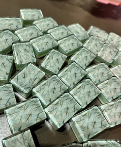 Nuevo en Stock: Mahjong Acrílico Original <span class=keywords><strong>DAEN</strong></span> Estilo Americano, Patrón Jade Thunder de 4 Capas, Película Protectora Antirrayas Hecha a Mano - Product Image 6