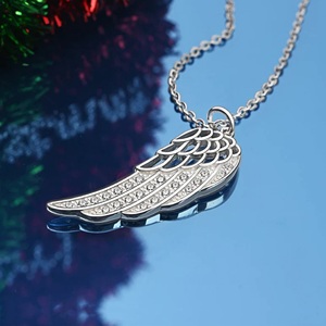 คุณภาพดีและไม่ซ้ํากัน Guardian Angel สร้อยคอปีก 925 เงินสเตอร์ลิงธรรมชาติ Moissanite สร้อยคออัญมณีสําหรับดูอินเทรนด์ - Product Image 5