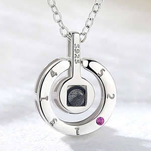 Collar con Proyección de Anillo y Colgante Personalizado con Diseño de <span class=keywords><strong>Te</strong></span> <span class=keywords><strong>Amo</strong></span> <span class=keywords><strong>en</strong></span> 100 <span class=keywords><strong>Idiomas</strong></span> - Product Image 1