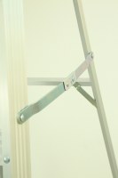 Échelle pliante en aluminium à cadre simple avec plateau porte-outils pour peintre, technicien d'entretien, et installateur – Meilleures ventes