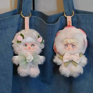 Caja Sorpresa de la Serie de Peluches Colgantes Yomi Fluffy Rabbit V2 Rose Nocturne - Product Image 4