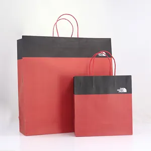 Tas kertas hadiah merah belanja mewah Logo cetak kustom/ukuran tas kertas bawaan ritel daur ulang dengan pegangan Putar