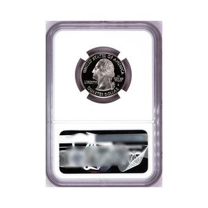 Estuche de Monedas Calibradas NGC Surtidas, Grado 69UC, Moneda de Cuarto de Dólar de 25 Centavos, con Etiqueta de Seguridad Holográfica (solo el Estuche) - Product Image 1