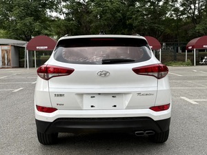 <span class=keywords><strong>Hyundai</strong></span> Tucson 1.6T SUV 2015, exportation complète du véhicule, 7DCT, 177 ch, empattement de 2670 mm, consommation de carburant de 7,1 L, pour les concessionnaires mondiaux - Product Image 6