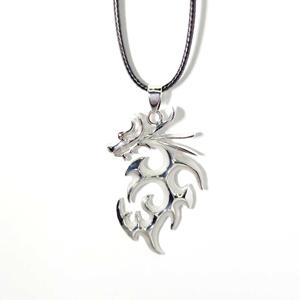 Vintage Punk <span class=keywords><strong>collana</strong></span> ciondolo drago luminoso incandescente <span class=keywords><strong>pietra</strong></span> <span class=keywords><strong>di</strong></span> <span class=keywords><strong>luna</strong></span> scura catena a maglie per gli uomini ragazzi spiaggia festa gioielli regalo all'ingrosso - Product Image 2