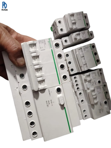 Interruptor Diferencial de Corriente Residual 4P C D 32A 20A 25A 63A, Dispositivo de Protección Contra Fugas, Sobrecarga y Cortocircuito - Product Image 1