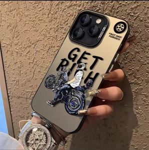 Nouvelle <span class=keywords><strong>coque</strong></span> de téléphone Locomotive Boy pour <span class=keywords><strong>moto</strong></span> Iphone16Pro 14/15Promax 13pro 11 <span class=keywords><strong>12</strong></span> étui de Style européen et américain - Product Image 2