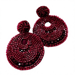 Pendientes de botón bohemios con forma de luna para mujer, tejidos a mano, con cuentas de cristal bordadas, chapados en oro, ideales para bodas, fiestas y regalos de compromiso. - Product Image 5