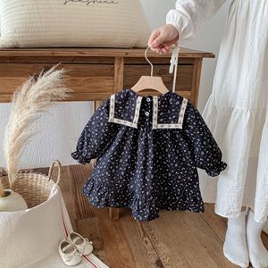 Новое хлопковое платье для девочек на весну 2026 года: с квадратным воротником, длинными рукавами, цветочным узором, в корейском стиле, детское платье принцессы - Product Image 3