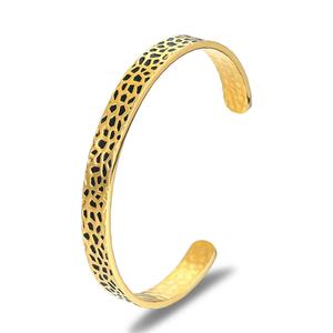 Brazalete de Acero Inoxidable con Acabado Hummer, Diseño Nuevo 2024, Venta al Por Mayor, Personalizado - Product Image 3