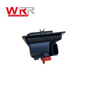 0008202303 A0008202303 Motor actuador de liberación de la cerradura de la tapa del depósito de combustible para Benz W177 W247 GLA200 GLB200 Reemplazo Premium - Product Image 4