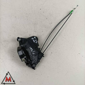 Serratura Porta Anteriore Destra Usata per Toyota Yaris Mk2 2005-2011 (83597) - Product Image 1