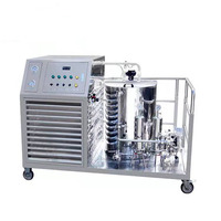 Mélangeur de parfum avec filtrage de congélation Mélangeur de parfum Machine de production en ligne pour faire du parfum