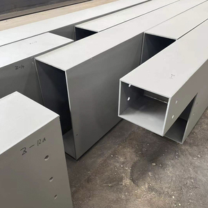 Poutres et profilés en acier revêtu de haute qualité pour applications de planchers et de murs, fabriqués en usine - Product Image 2